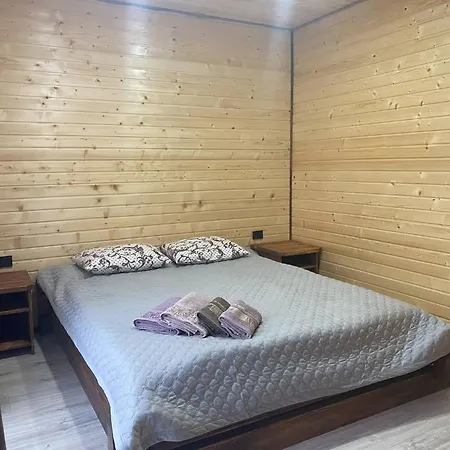 шпінь 4 Feriehus *