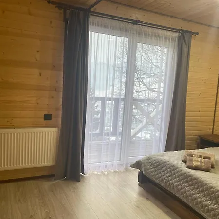 шпінь 4 Feriehus *