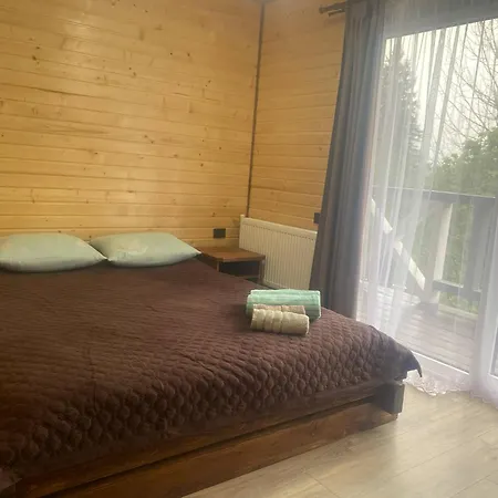 шпінь 4 * فوروختا