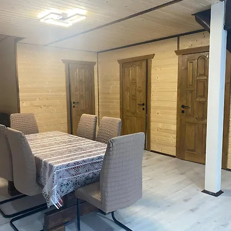 шпінь 4 * فوروختا